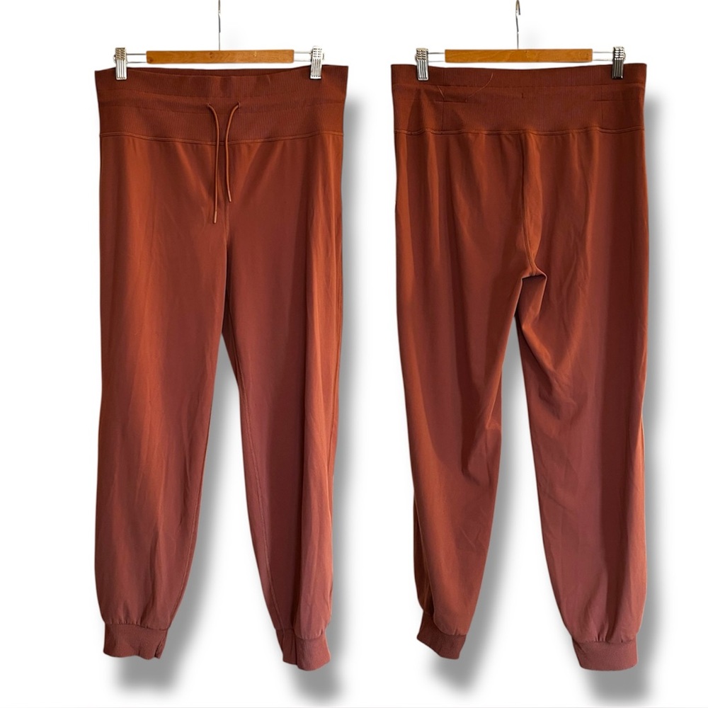 Vuori Rust Track Pants